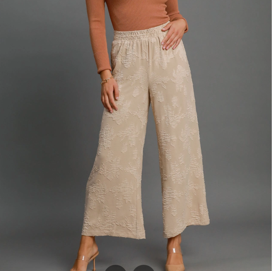 Della Pant
